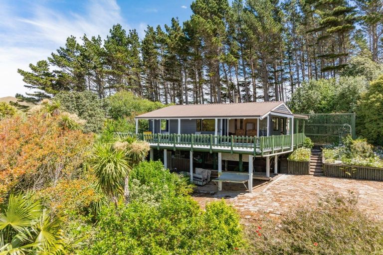 Photo of property in 453 Whangaehu Road, Porangahau, 4293