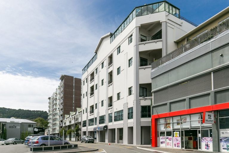 Photo of property in Tennyson Apartments, 31/25 Tennyson Street, Te Aro, Wellington, 6011