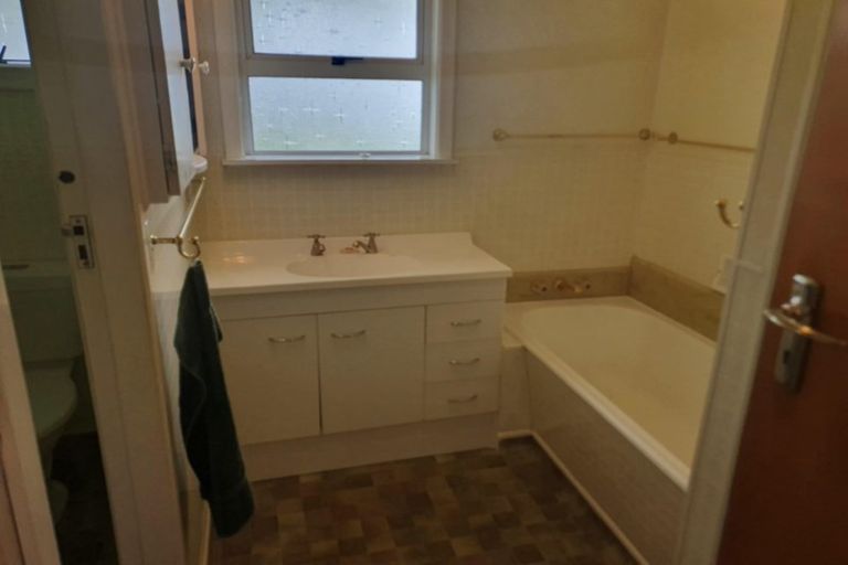 Photo of property in 7 Torbay Street, Brooklands, New Plymouth, 4310