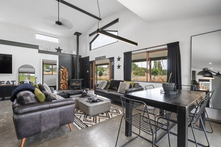 Photo of property in 315b Ashhurst Road, Bunnythorpe, Palmerston North, 4481