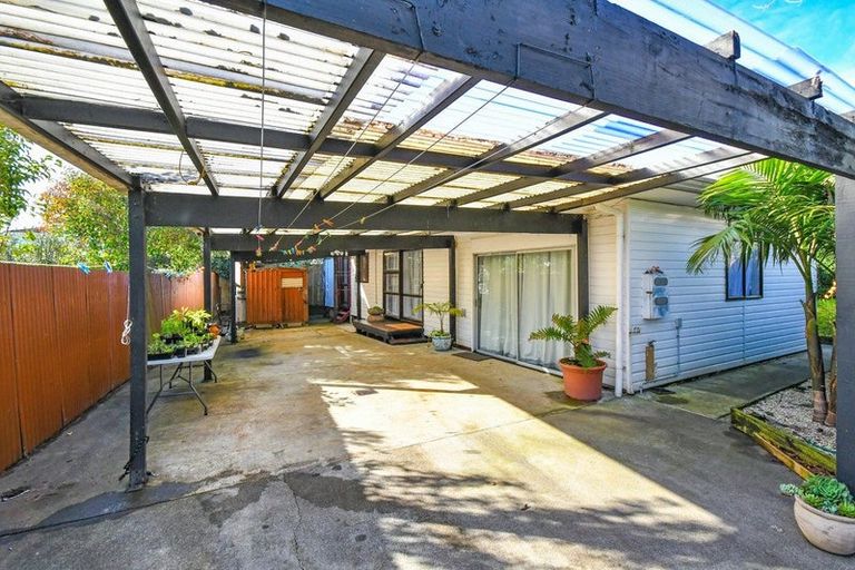 Photo of property in 2/79 Cambridge Terrace, Papatoetoe, Auckland, 2025