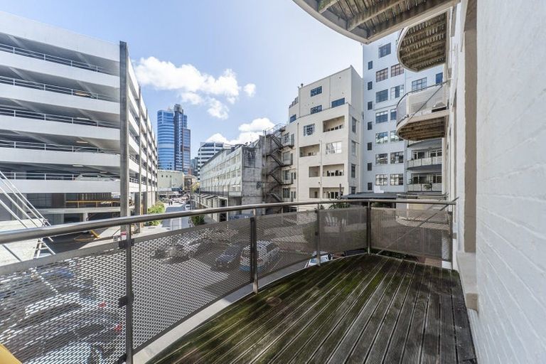 Photo of property in Columbia Apartments, 5/32 Cuba Street, Te Aro, Wellington, 6011