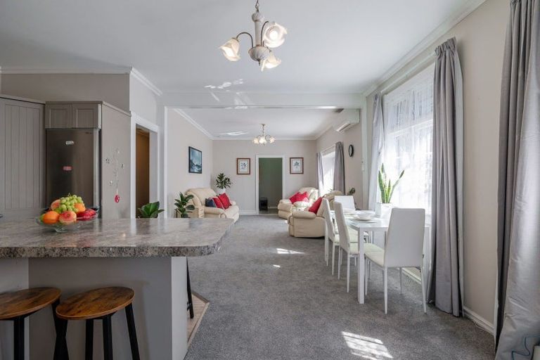 Photo of property in 85 Lyndhurst Street, Takaro, Palmerston North, 4412