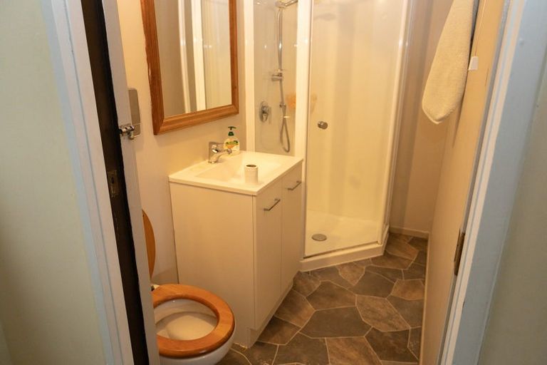 Photo of property in 5 Cosy Dell Road, North Dunedin, Dunedin, 9016