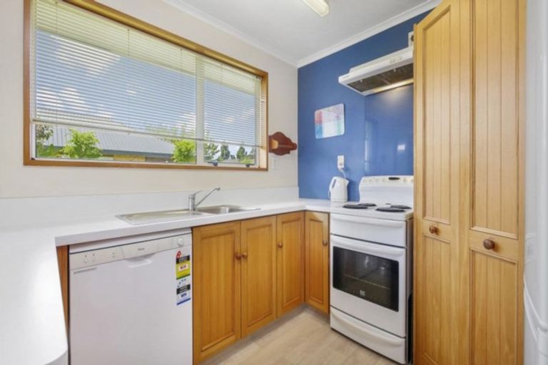 Photo of property in 41b Rickton Place, Rangiora, 7400