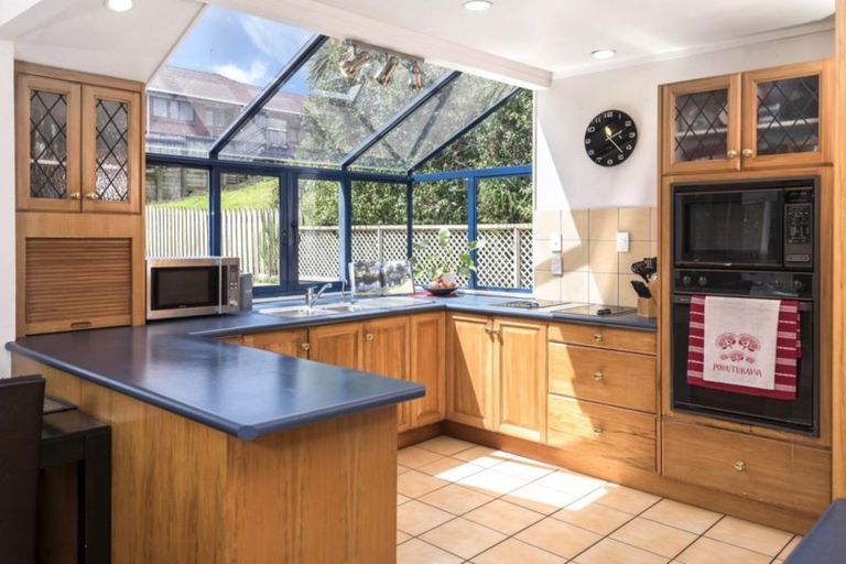 Photo of property in 2/99 Evelyn Road, Cockle Bay, Auckland, 2014