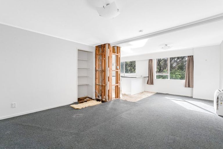 Photo of property in 24c The Track, Plimmerton, Porirua, 5026