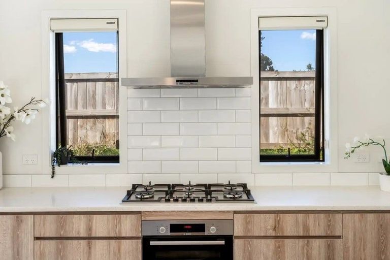 Photo of property in 79 Murray Ward Drive, Te Kauwhata, 3710