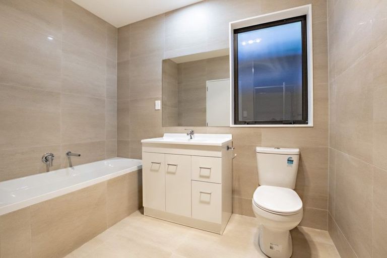 Photo of property in 26 Sapwood Crescent, Takanini, 2110