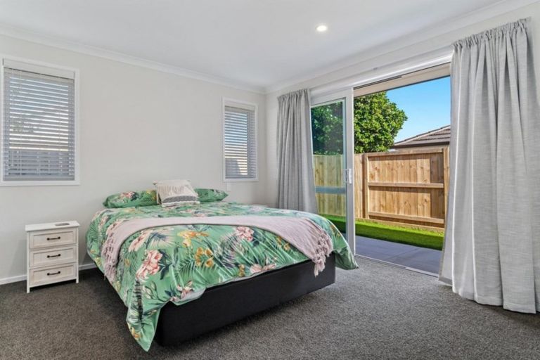 Photo of property in 77 Bert Wall Drive, Omokoroa, 3114