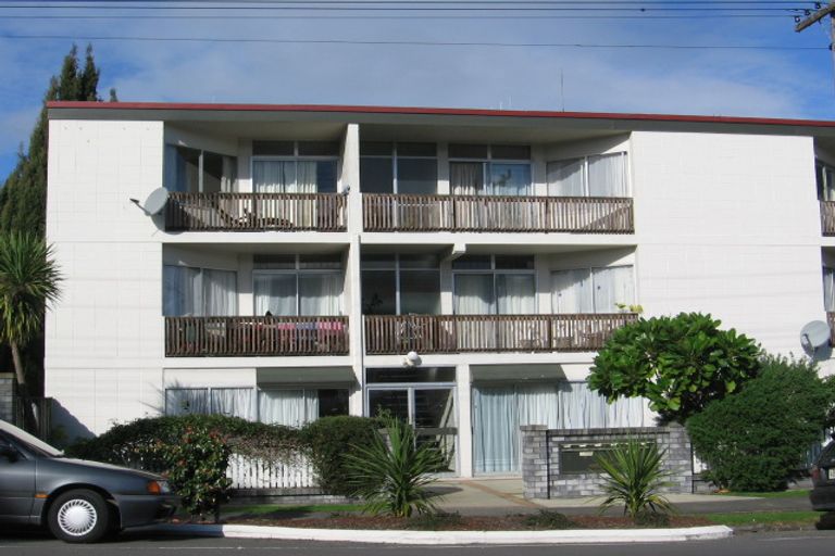 Photo of property in 4/12 Norfolk Street, Regent, Whangarei, 0112