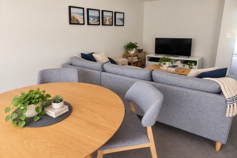 Photo of property in 8 Torea Place, Kenepuru, Porirua, 5022