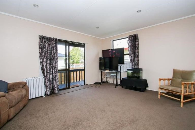 Photo of property in 42 Lindsay Crescent, Nawton, Hamilton, 3200