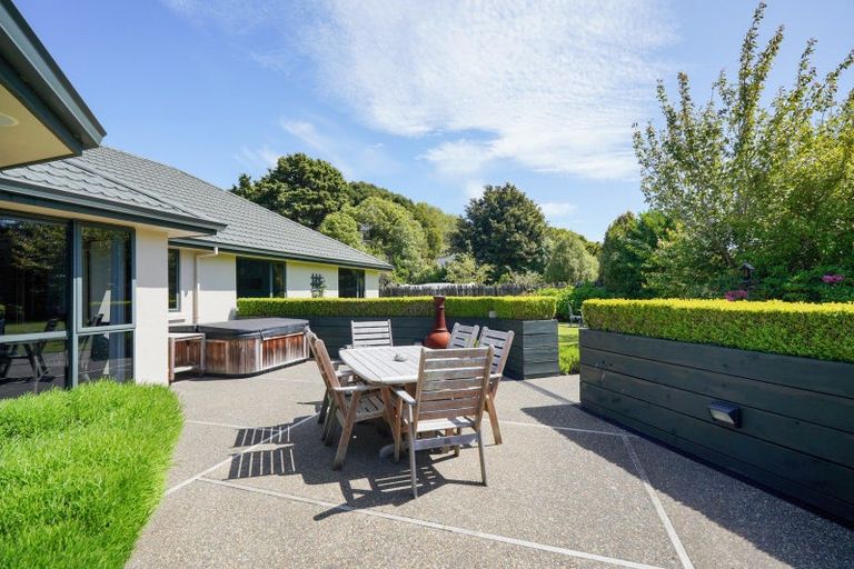 Photo of property in 24 Spence Avenue, Otatara, Invercargill, 9879