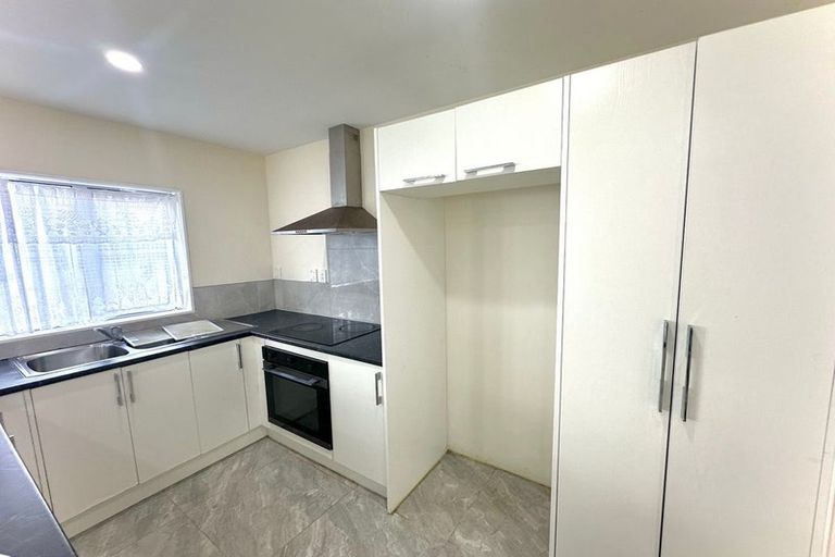 Photo of property in 132 Gloucester Road, Manurewa, Auckland, 2102