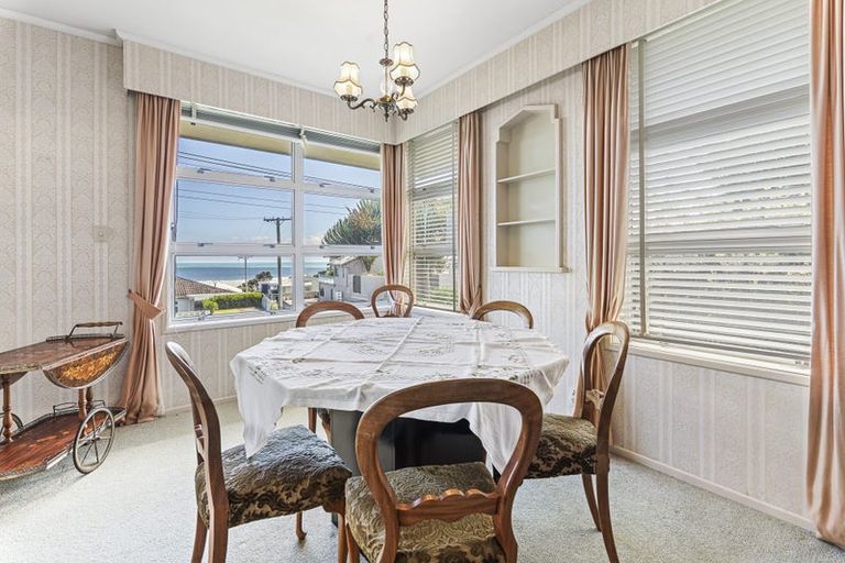 Photo of property in 34 Hamblyn Street, Strandon, New Plymouth, 4312