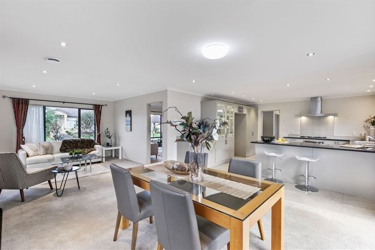 Photo of property in 1 Clomell Drive, Flat Bush, Auckland, 2019