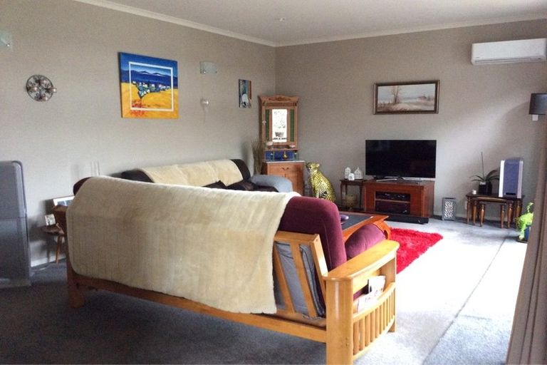 Photo of property in 10 Marick Place, Papamoa Beach, Papamoa, 3118