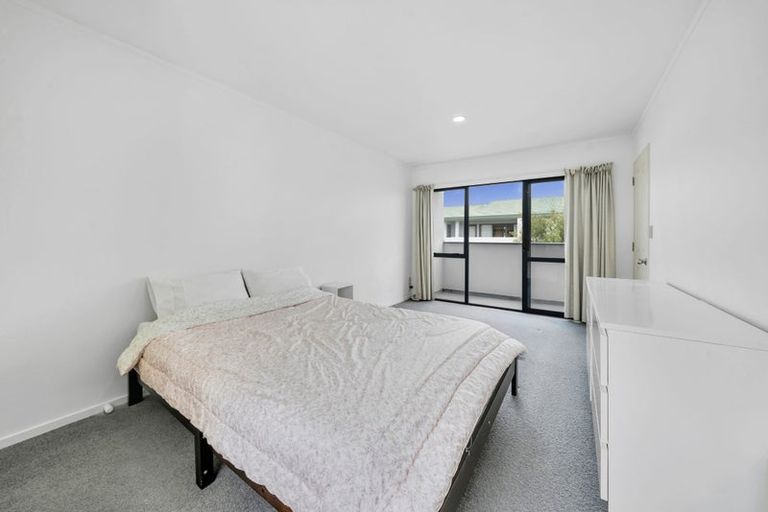 Photo of property in 9 Butia Avenue, Henderson, Auckland, 0612