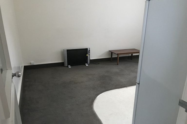 Photo of property in 6/15 Upper Lewisville Terrace, Thorndon, Wellington, 6011