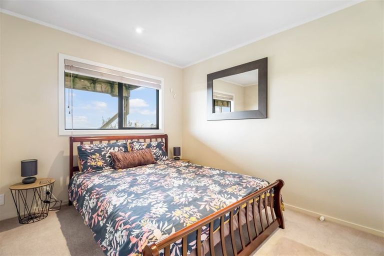 Photo of property in 1183 Whangaparaoa Road, Gulf Harbour, Whangaparaoa, 0930