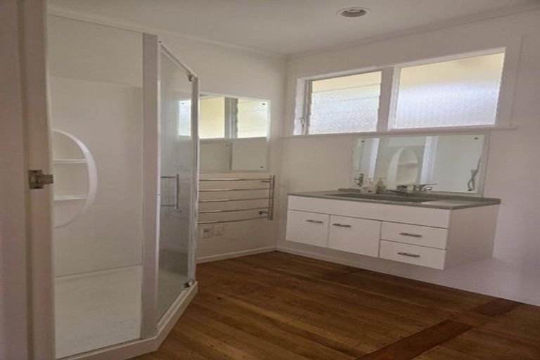 Photo of property in 19 Prospect Terrace, Milford, Auckland, 0620