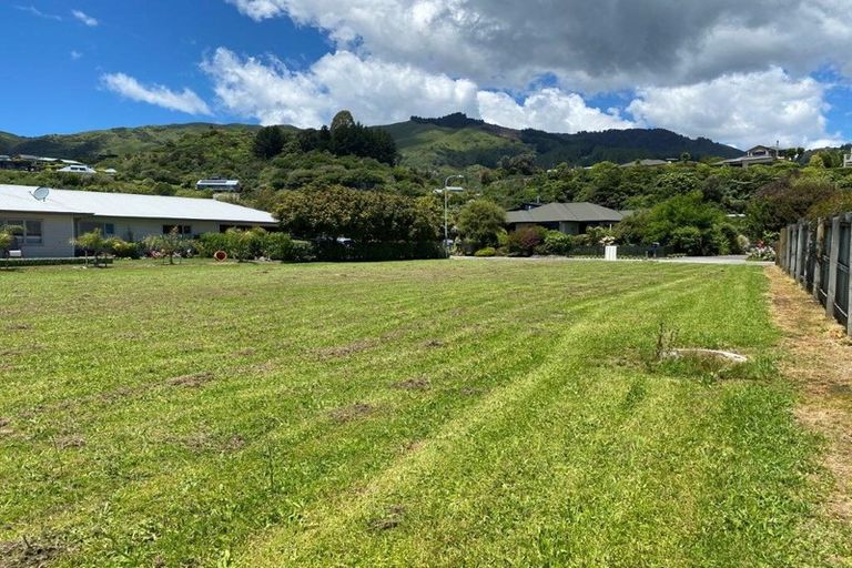 Photo of property in 6 Watino Place, Pohara, Takaka, 7183