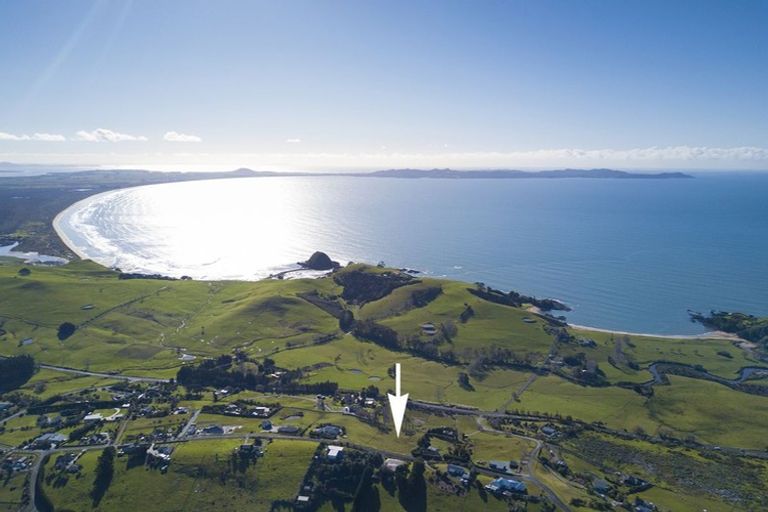 Photo of property in 24 Taipa View Road, Taipa, 0483