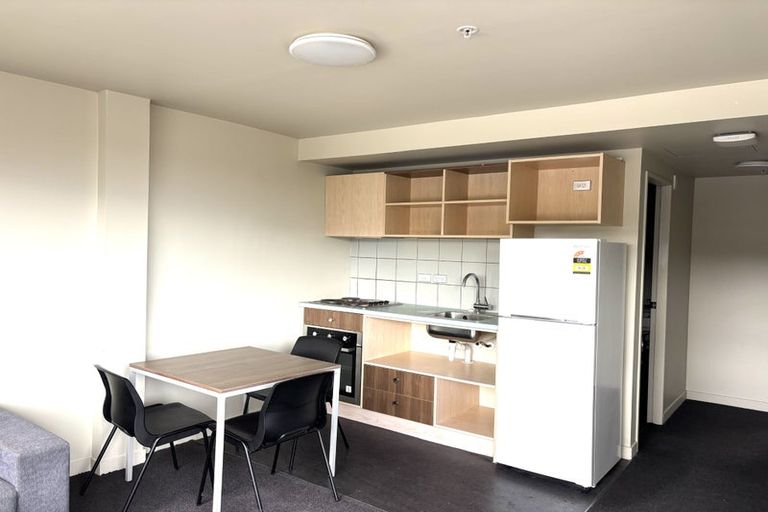 Photo of property in 240 Taranaki Street, Mount Cook, Wellington, 6011