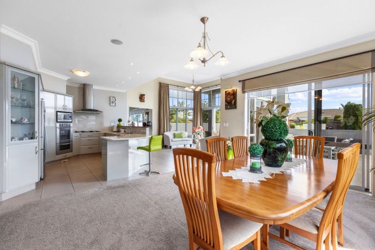 Photo of property in 1 Saratoga Court, Papamoa Beach, Papamoa, 3118