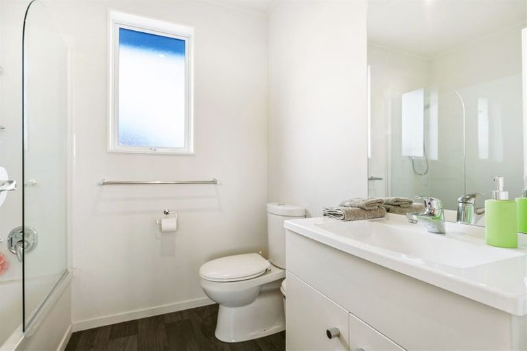 Photo of property in 32b Mili Way, Ranui, Auckland, 0612