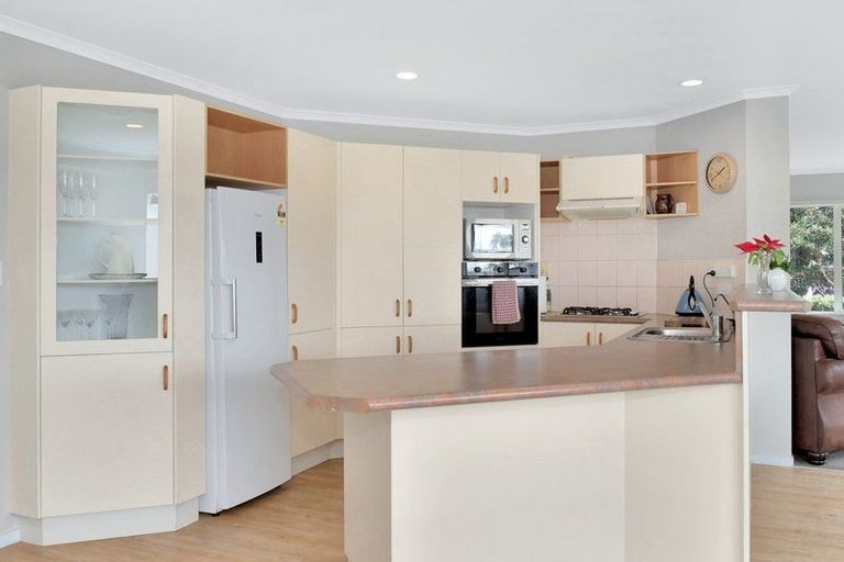 Photo of property in 15 Taramea Rise, Pyes Pa, Tauranga, 3112