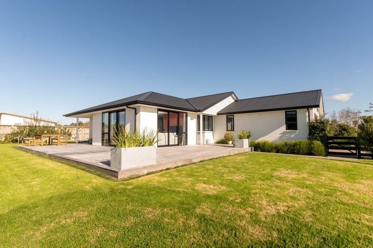 Photo of property in 39 Dawson Road, Snells Beach, 0920