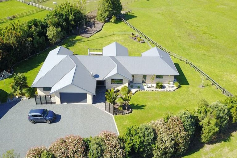 Photo of property in 109 Waitotara Drive, Waipapa, 0230