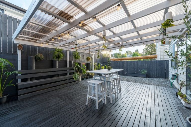 Photo of property in 41 Sunshine Boulevard, Sunnyvale, Auckland, 0612