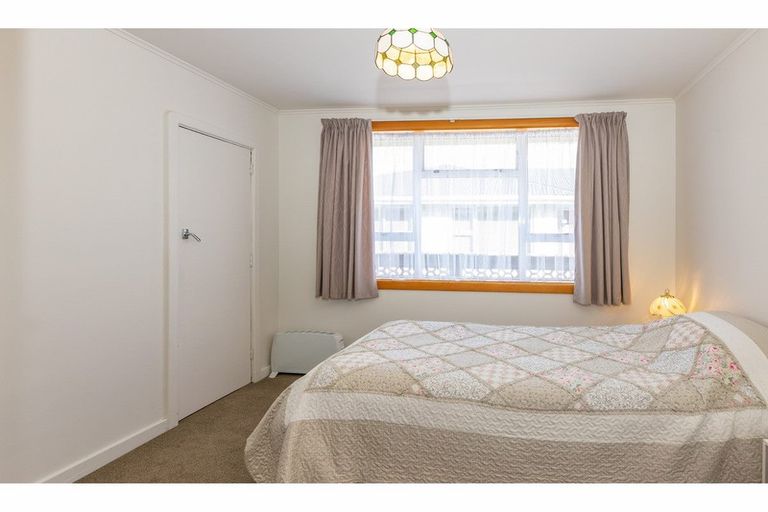 Photo of property in 17 Cedars Street, Hoon Hay, Christchurch, 8025