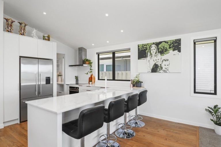 Photo of property in 32 The Esplanade, Omokoroa, 3114