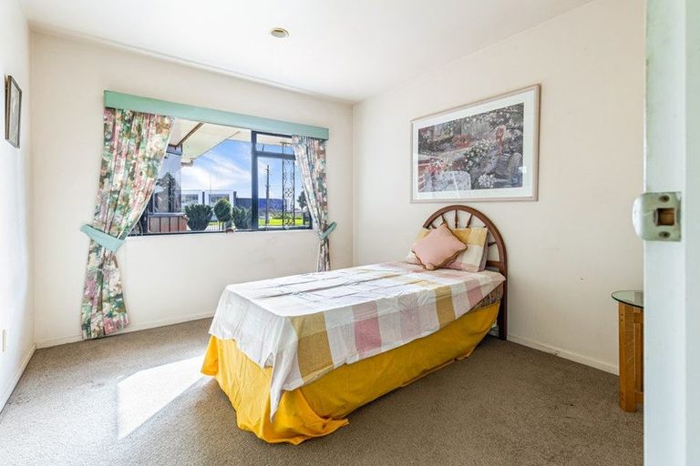 Photo of property in 4 Wiseley Road, Hobsonville, Auckland, 0618