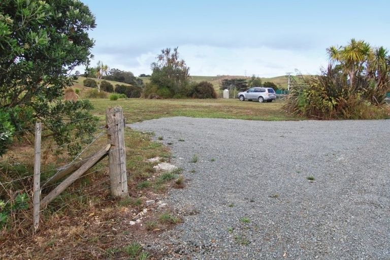 Photo of property in 126 Oneriri Road, Kaiwaka, 0573