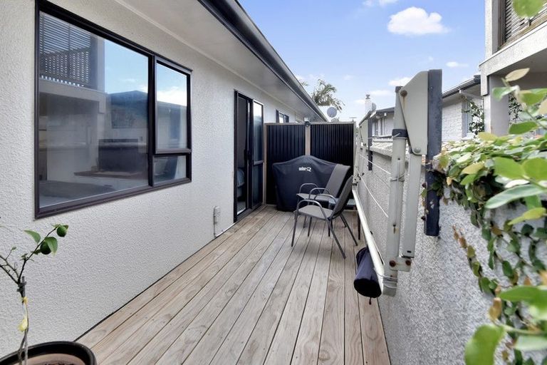 Photo of property in 8e Heath Street, Mount Maunganui, 3116