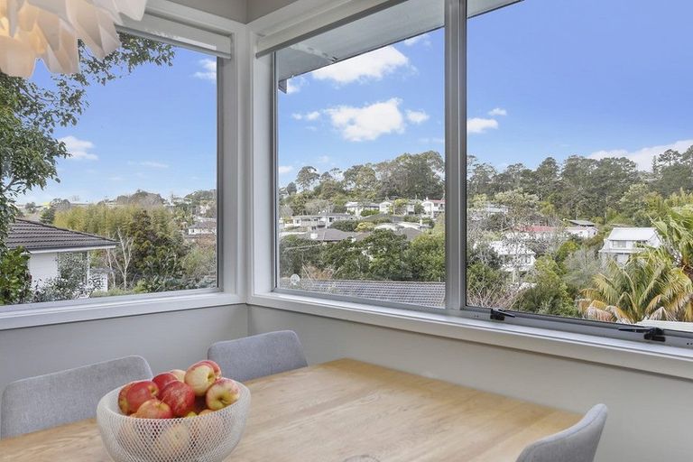 Photo of property in 1/8 Tempo Place, Torbay, Auckland, 0630