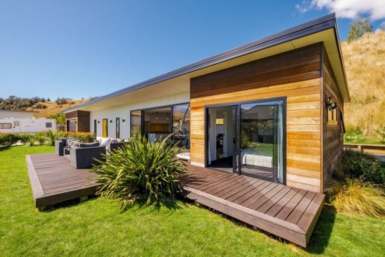 Photo of property in 72 Risinghurst Terrace, Lower Shotover, Queenstown, 9304