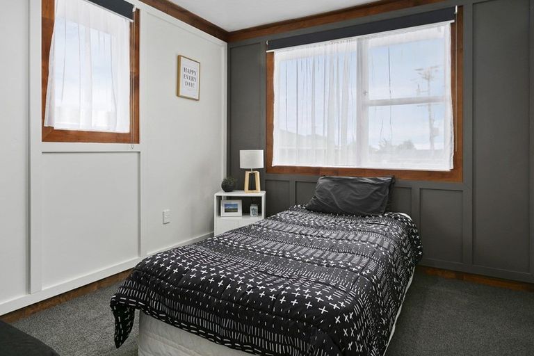 Photo of property in 4 Tamatea Road, Taupo, 3330