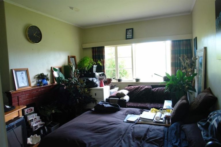 Photo of property in 22 Egmont Street, Patea, 4520