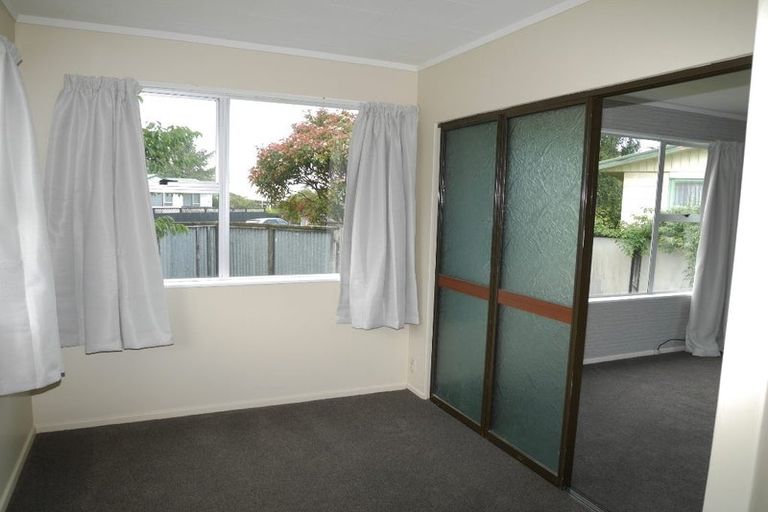 Photo of property in 43 Arawhata Road, Paraparaumu, 5032