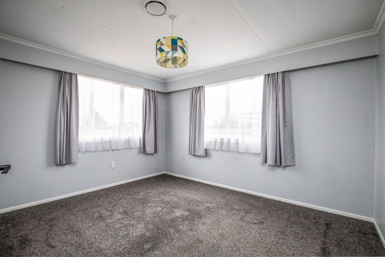 Photo of property in 83 Russell Street, Alexandra, 9320