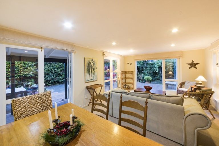 Photo of property in 27 Alan Street, Palmerston North, 4414