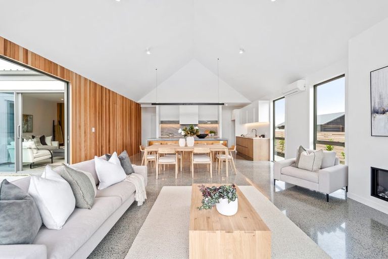 Photo of property in 9 Tiaki Lane, Matakana, 0985