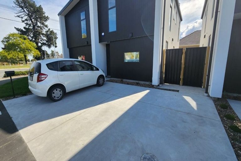 Photo of property in 317 Linwood Avenue, Linwood, Christchurch, 8062