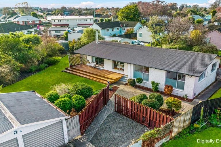 Photo of property in 5a Dana Place, Mairehau, Christchurch, 8013